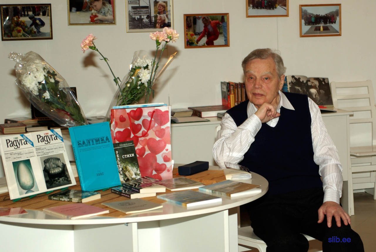 Present400009.jpg